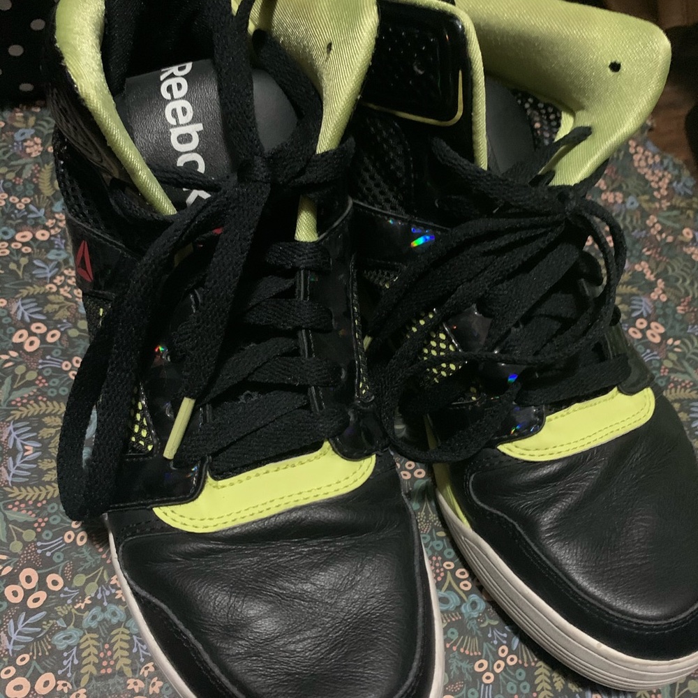 Les mills Reebok high tops size 7